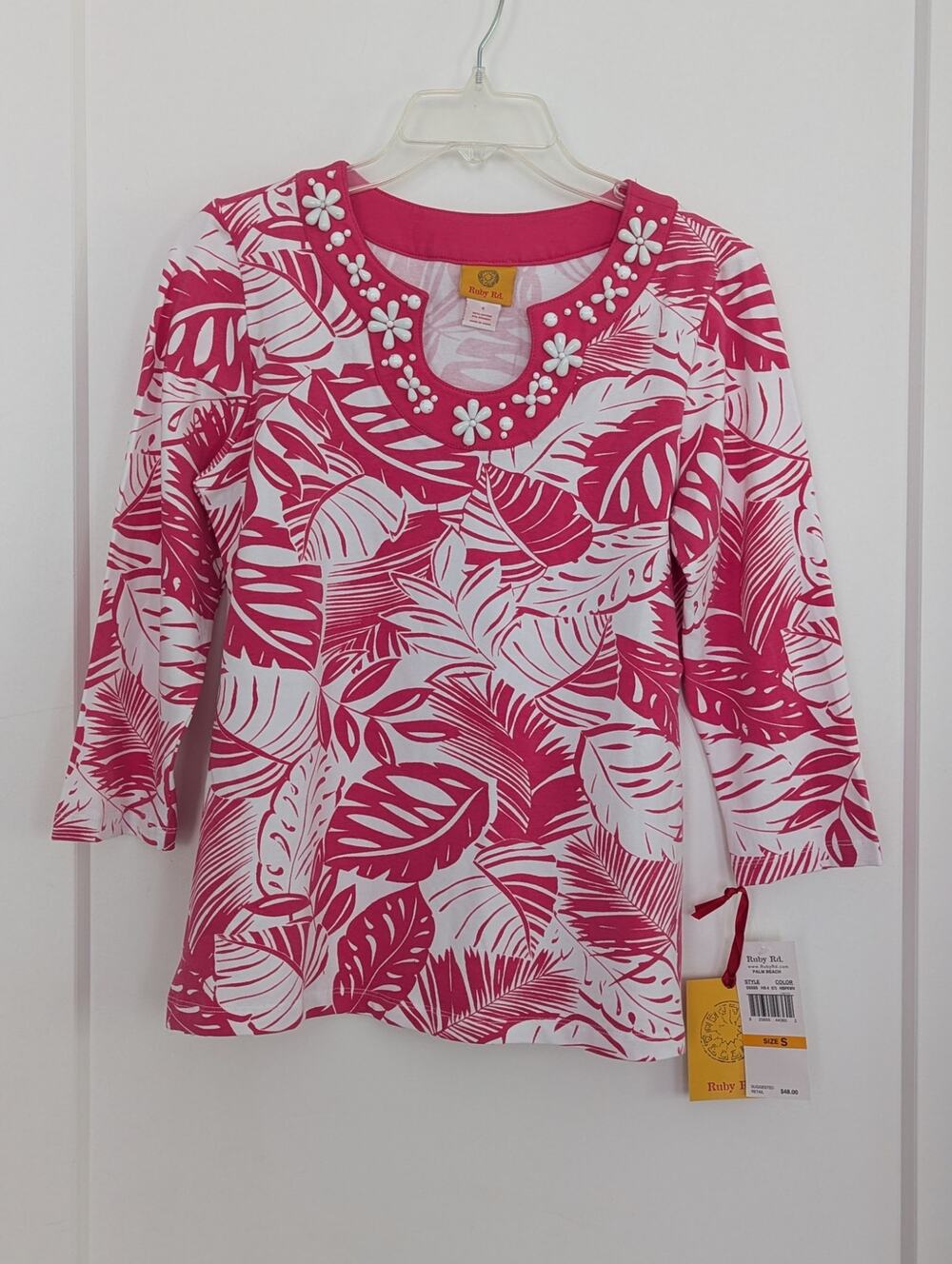 Ruby Rd NWT S Pink Tropical Leaf Beaded Neck 3/4 Sleeve Top
